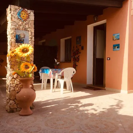 Apartment A Due Passi Da Cala Pisana *