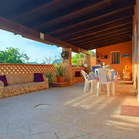Apartment A Due Passi Da Cala Pisana