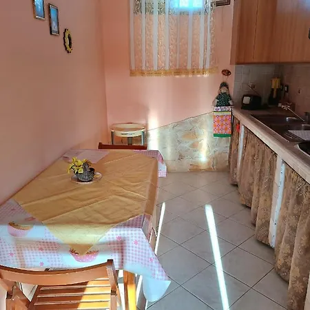 Apartment A Due Passi Da Cala Pisana *