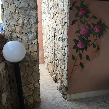 Apartment A Due Passi Da Cala Pisana *
