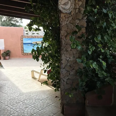 Apartment A Due Passi Da Cala Pisana